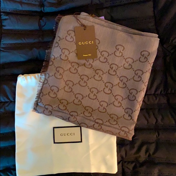 Gucci 2020 Collection Scarf - Picture 1 of 1